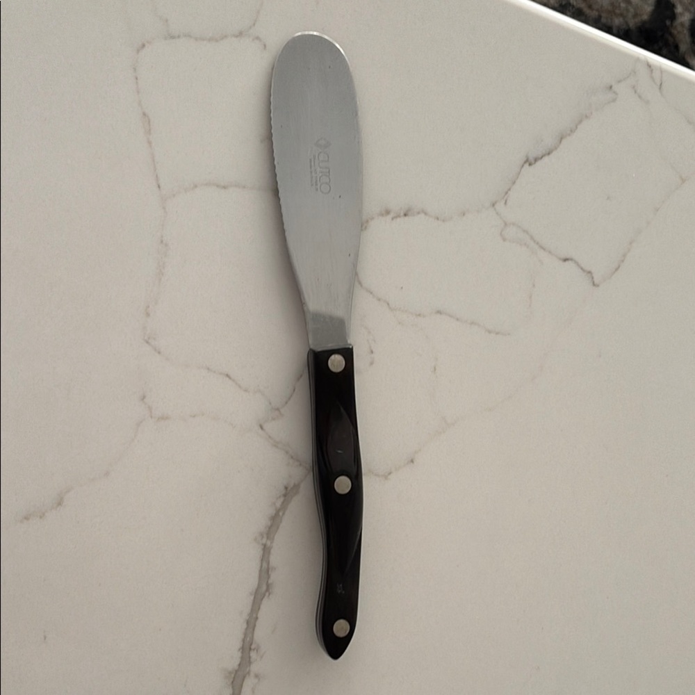 Cutco Black Spreader Knife